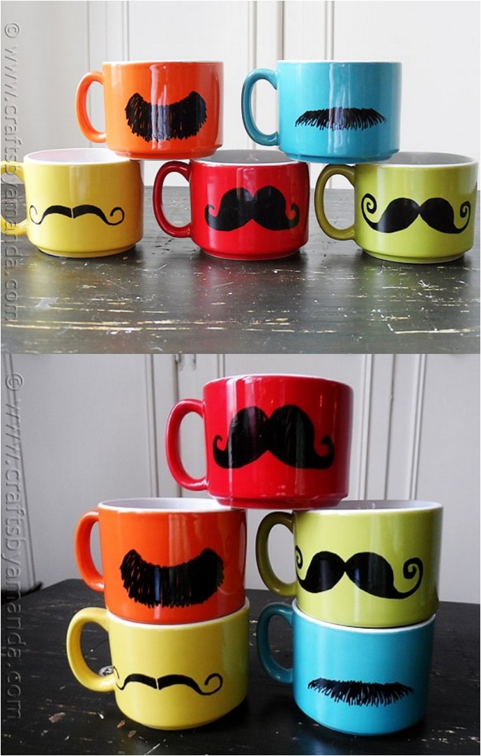 DIY  Colorful Mustache Coffee Mugs
