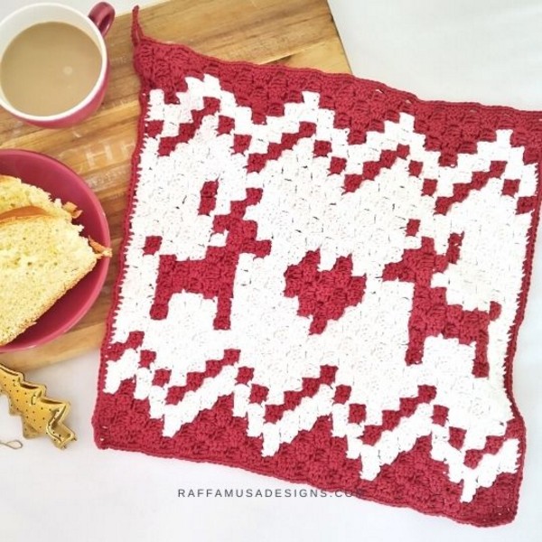 Nordic Reindeer Dishcloth Free Pattern