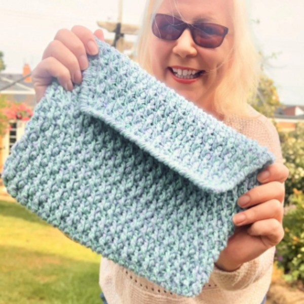 Pool Ripple Crochet Clutch Bag