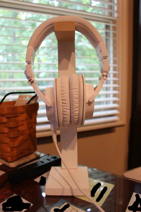 Simple DIY Headphone Stand