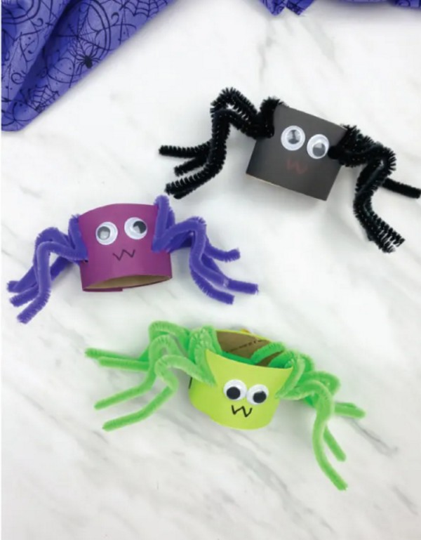 Toilet Paper Roll Spiders
