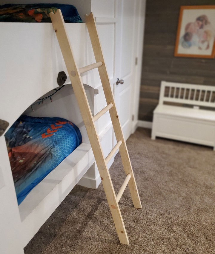 Easy DIY Wooden Bunk Bed Ladder